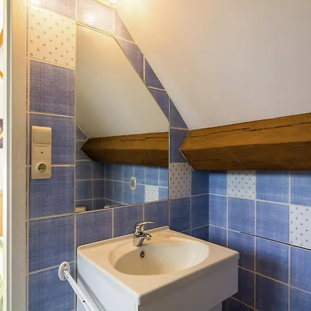 Peaceful Fontenelle Farmhouse Holiday home