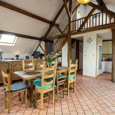 Spacious Farmhouse In Fontenelle With Garden *