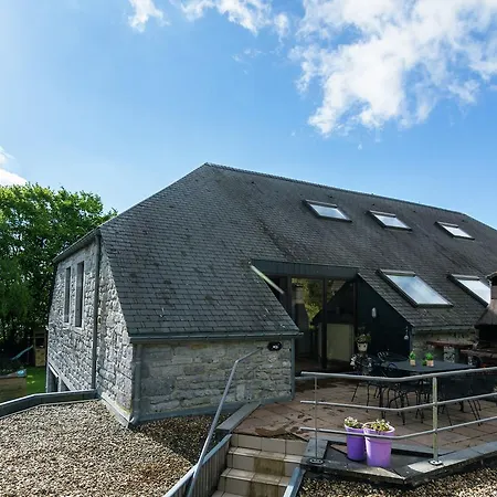Holiday home Spacious Farmhouse In Fontenelle With Garden