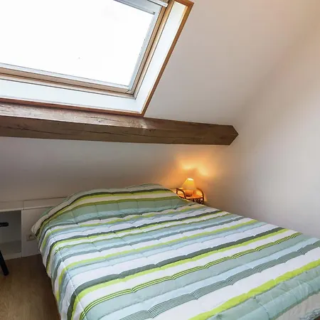 Spacious Farmhouse In Fontenelle With Garden